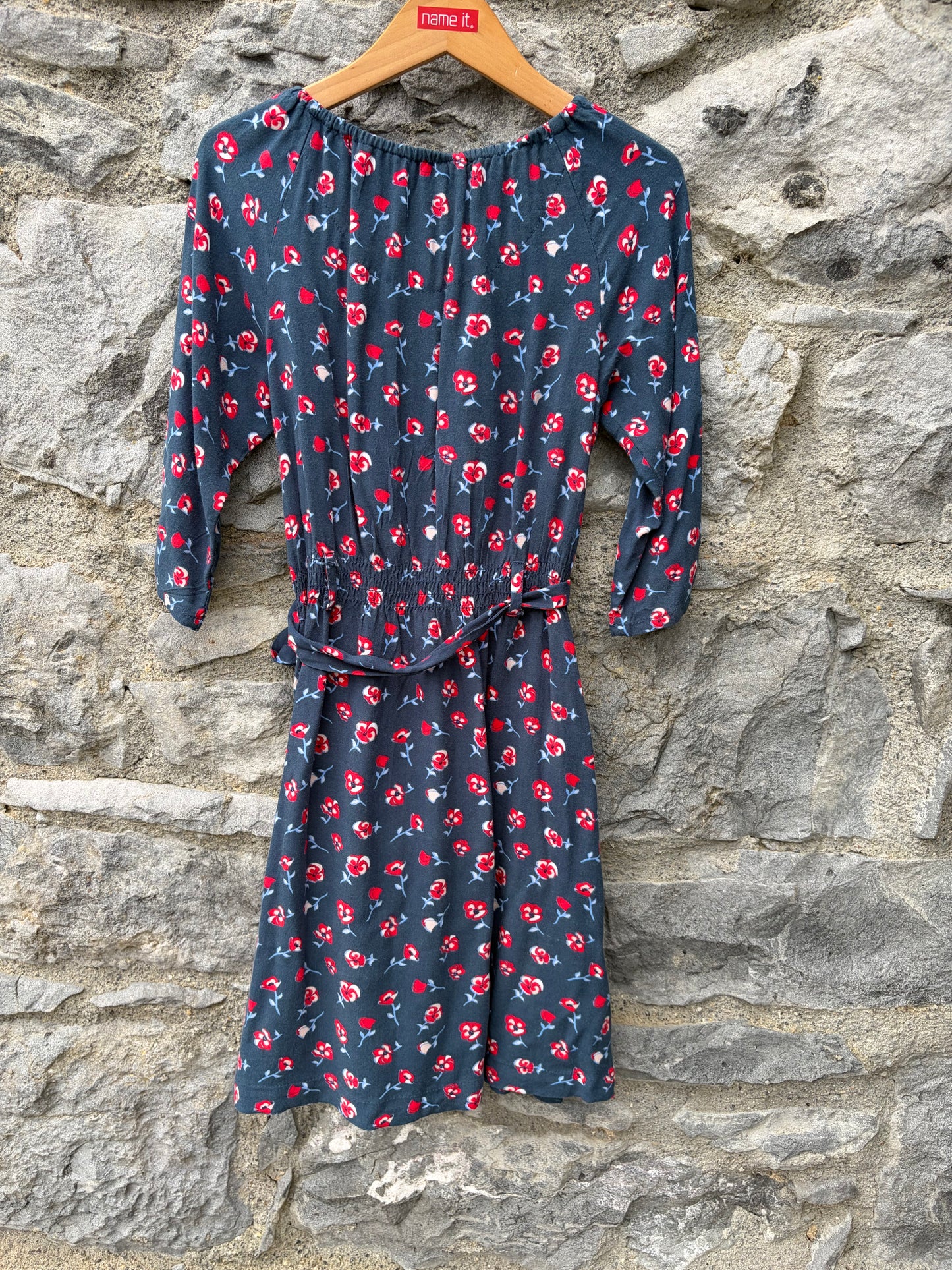 Floral navy dress 7-8y (122-128cm)