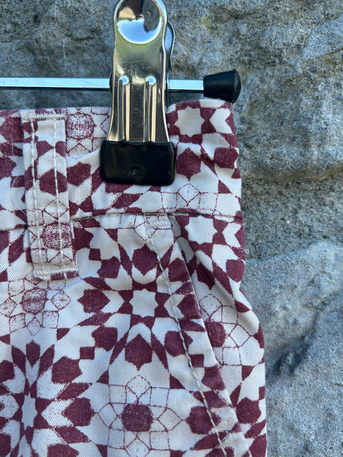 Maroon mandala pattern shorts  4y (104cm)