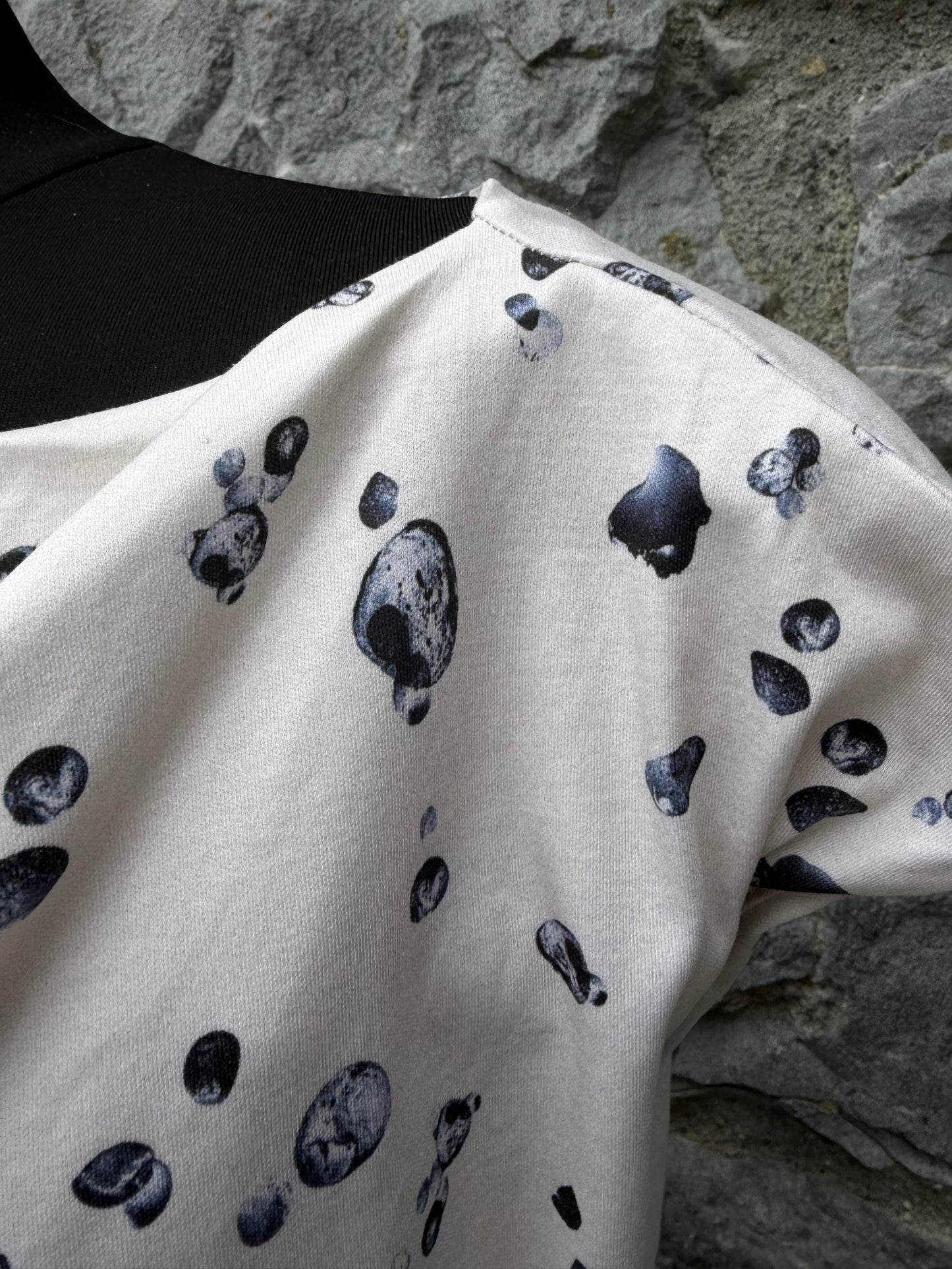 Spotty draped cowl neckline top uk 10