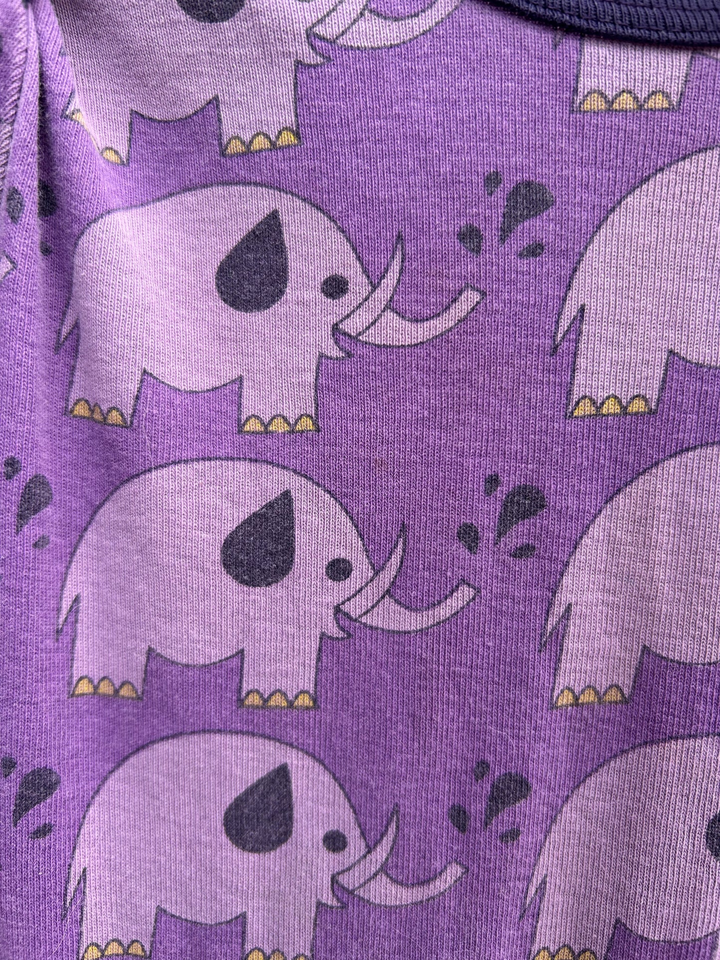 Purple elephant onesie  3y (98cm)