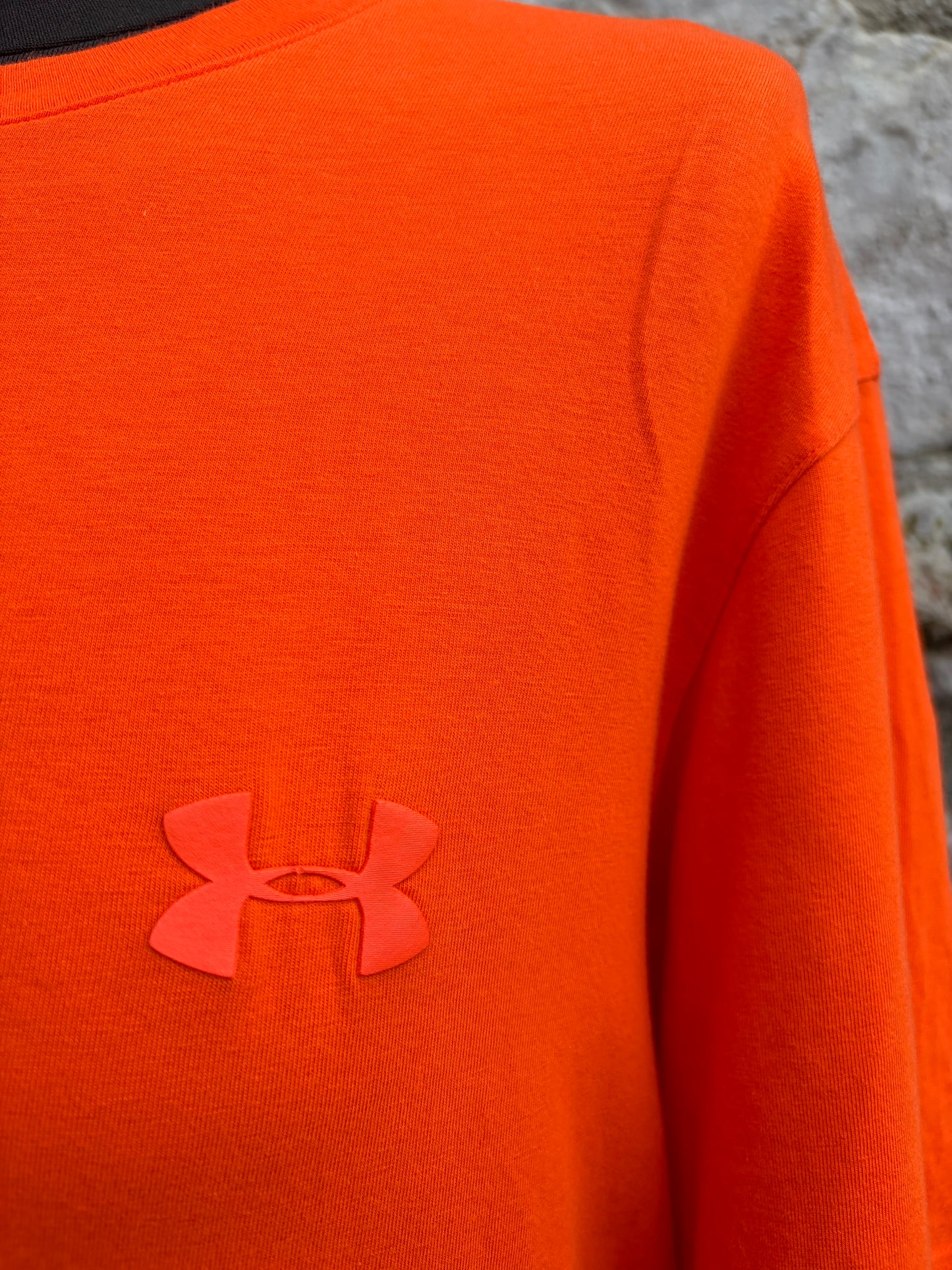 Orange T-shirt  S/M