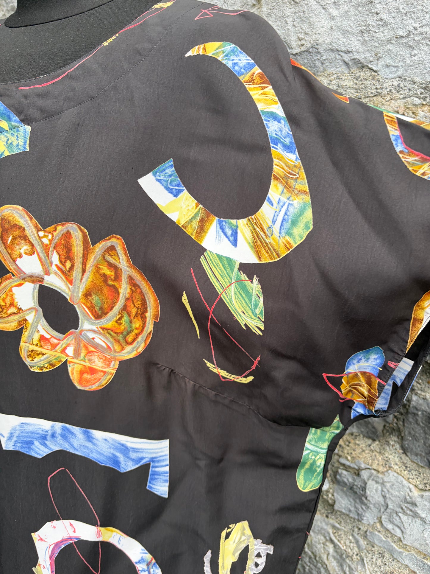 80s abstract flowers black top uk 18