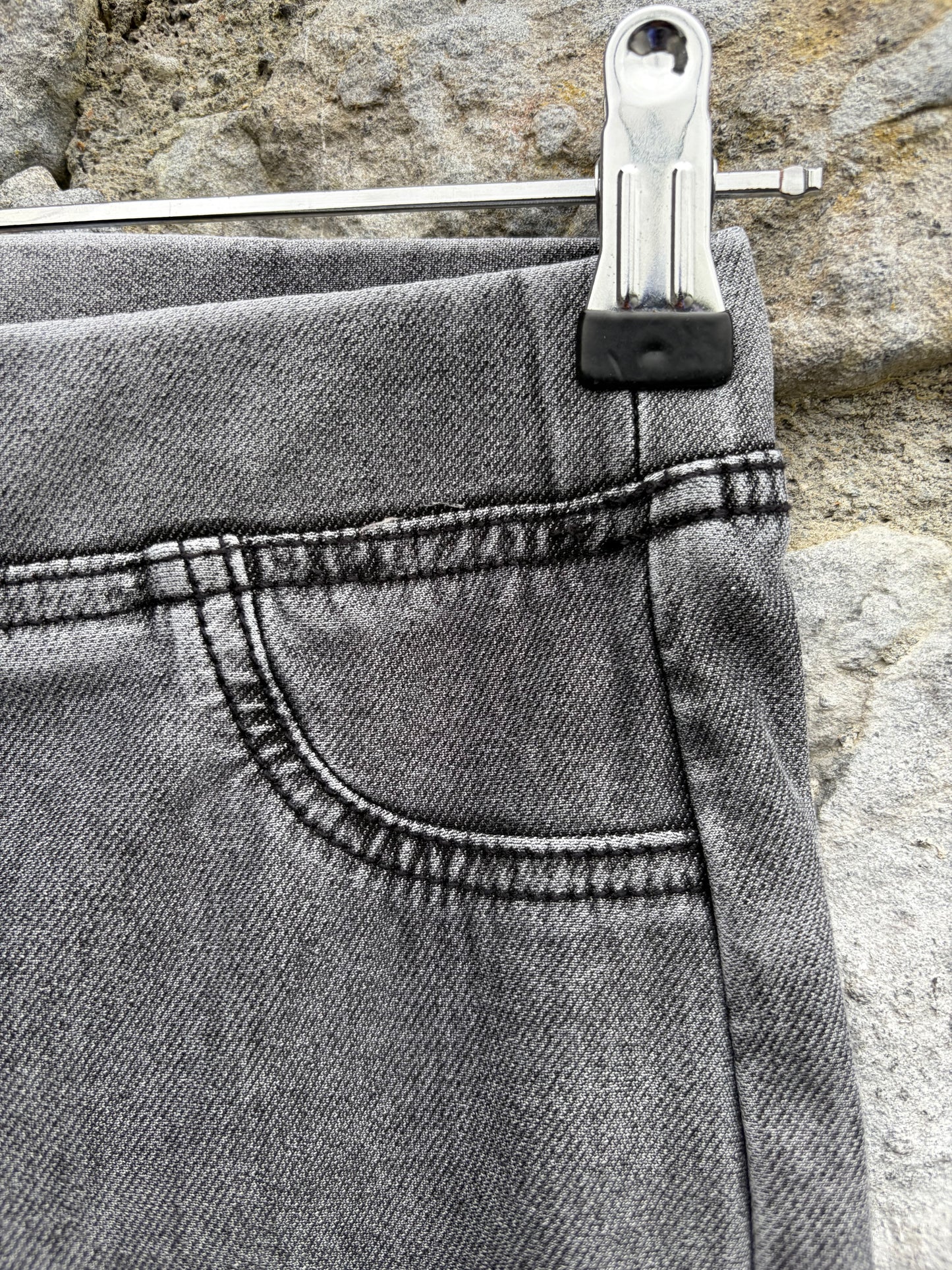 Grey relaxed pants  8-9y (128-134cm)