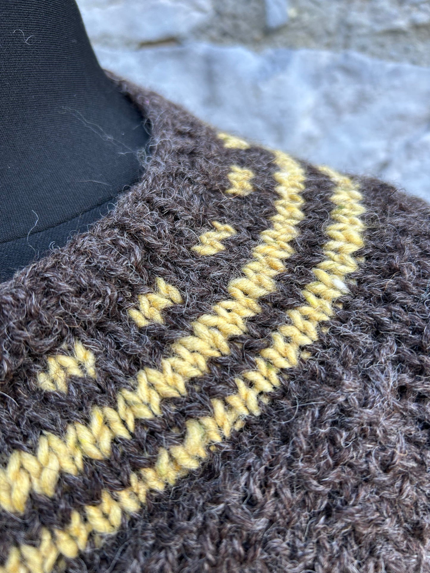 80s brown jumper Medium or uk 16