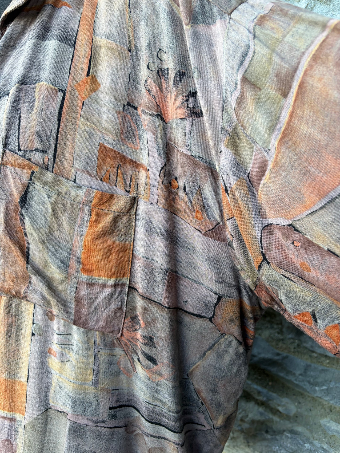 80s brown abstract shirt Medium