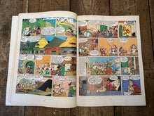 Load image into Gallery viewer, Asterix by Rene Goscinny comics set
