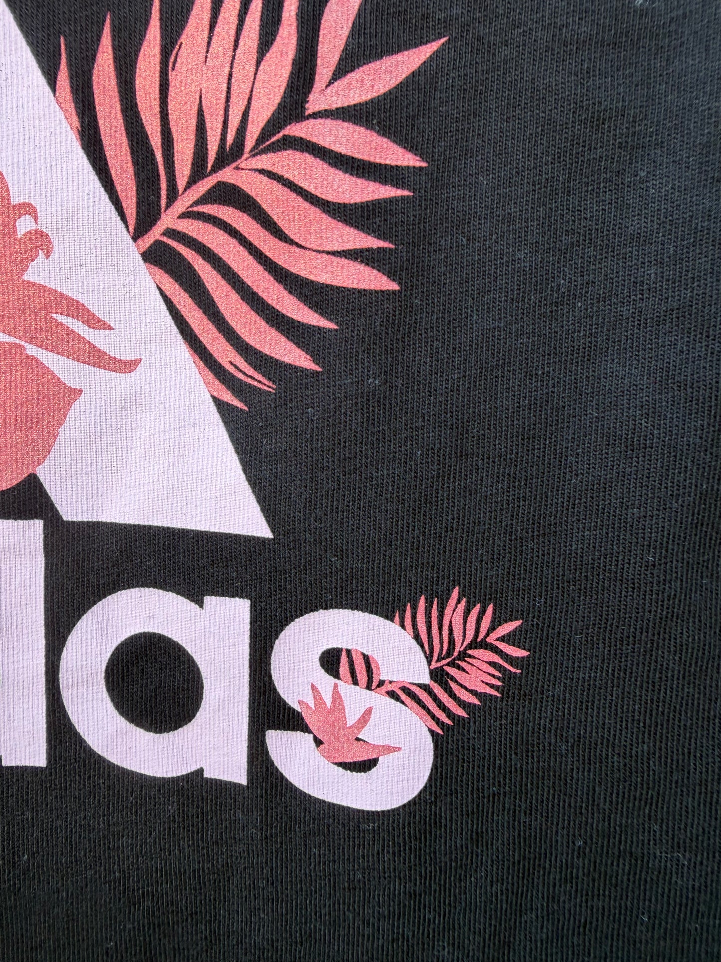 Tropical Logo black T-shirt  9-10y (134-140cm)