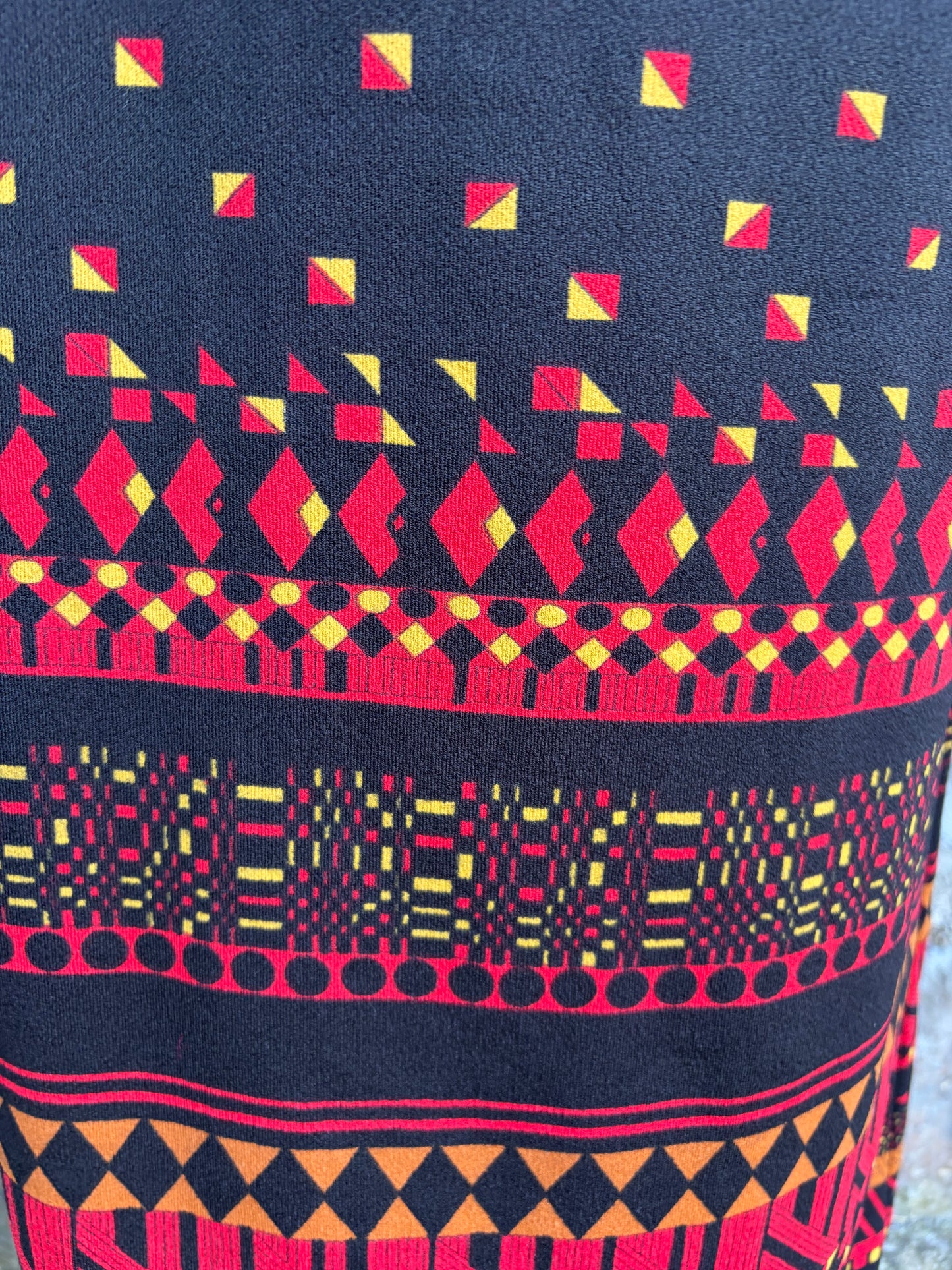 70s Black&red geometric maxi skirt  uk 10