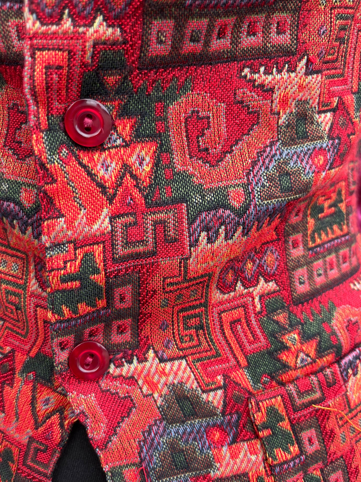 90s red patchwork waistcoat   12-14y (152-164c