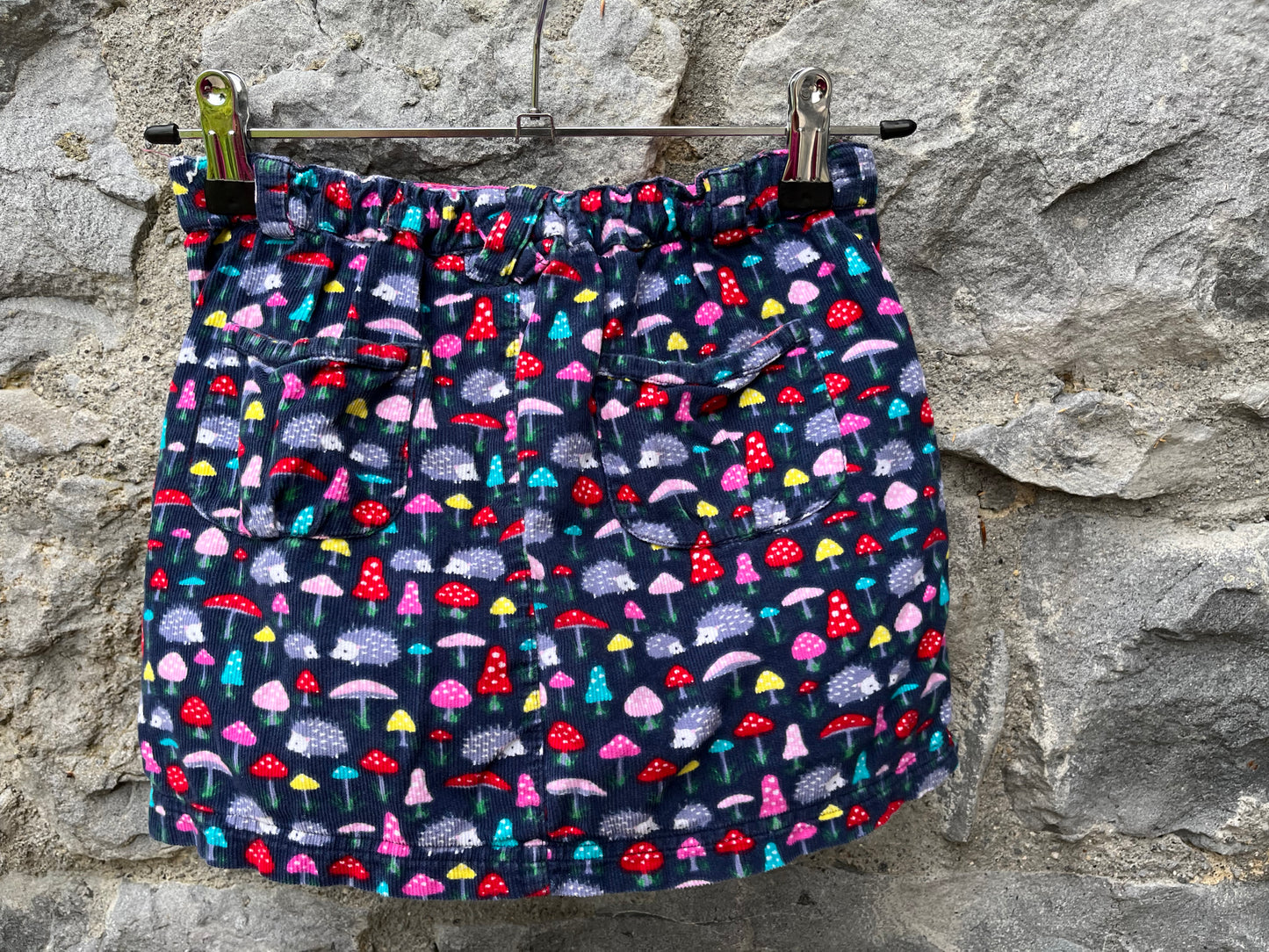 Mushroom navy cord skirt  4-5y (104-110cm)