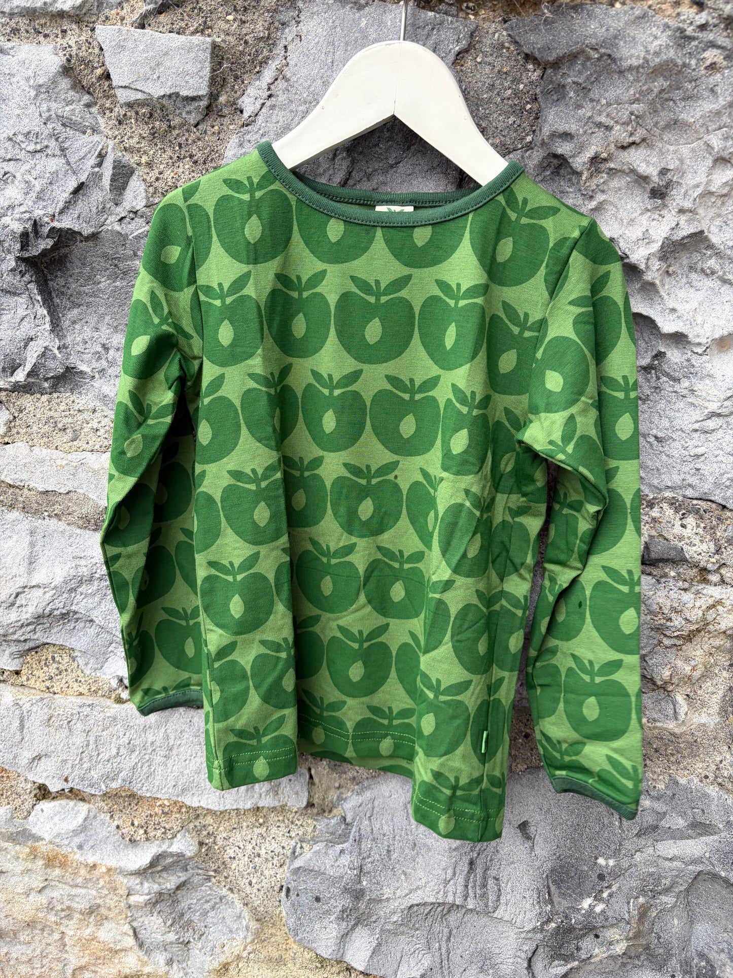 Dark green apples top  3-4y (98-104cm)