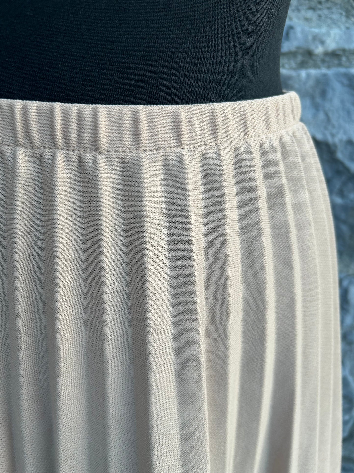 70s beige pleated skirt uk 8-10