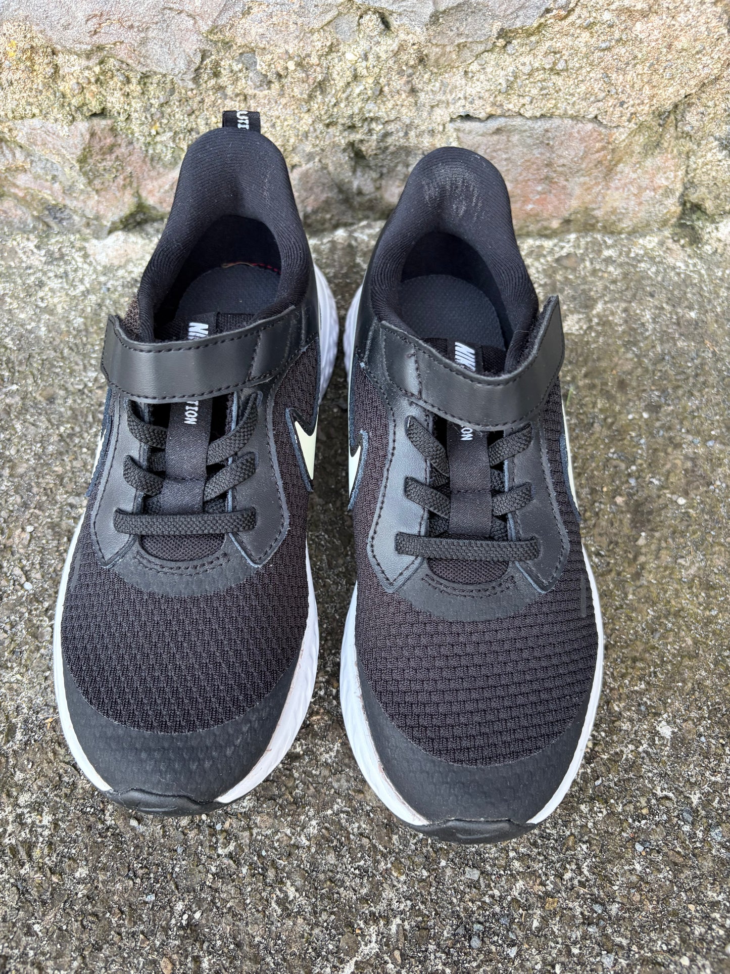 Black trainers  uk 13 (eu 31.5)