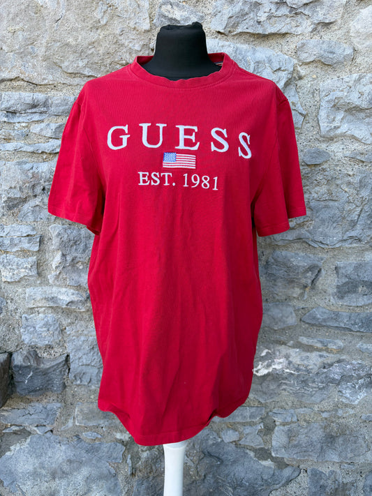 Guess red t-shirt Medium
