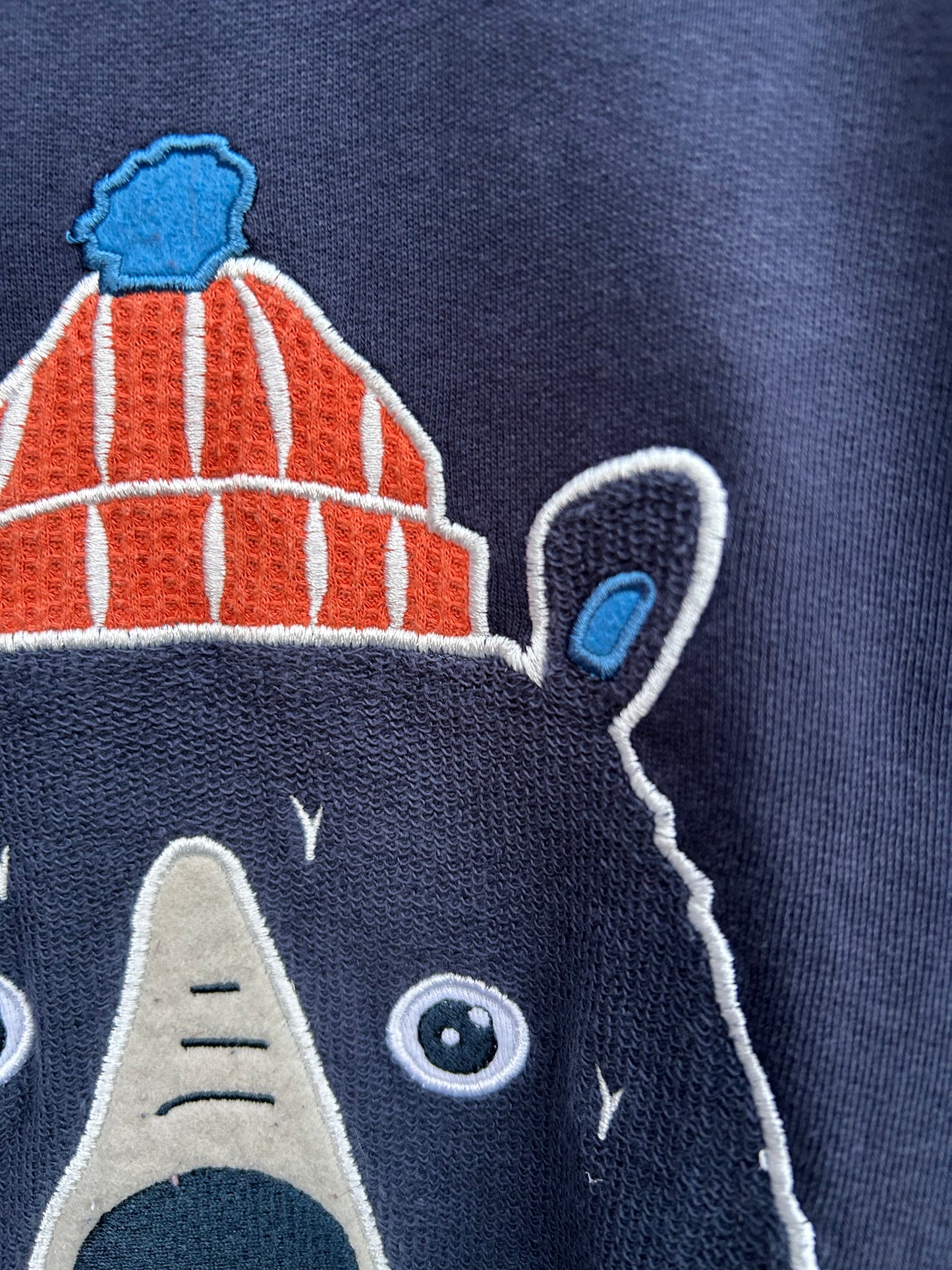 Winter bear navy sweatshirt  4-5y (104-110cm)