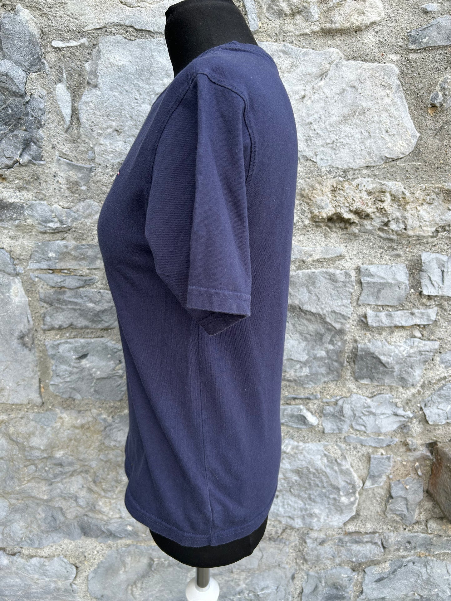 TH navy T-shirt uk 8-10