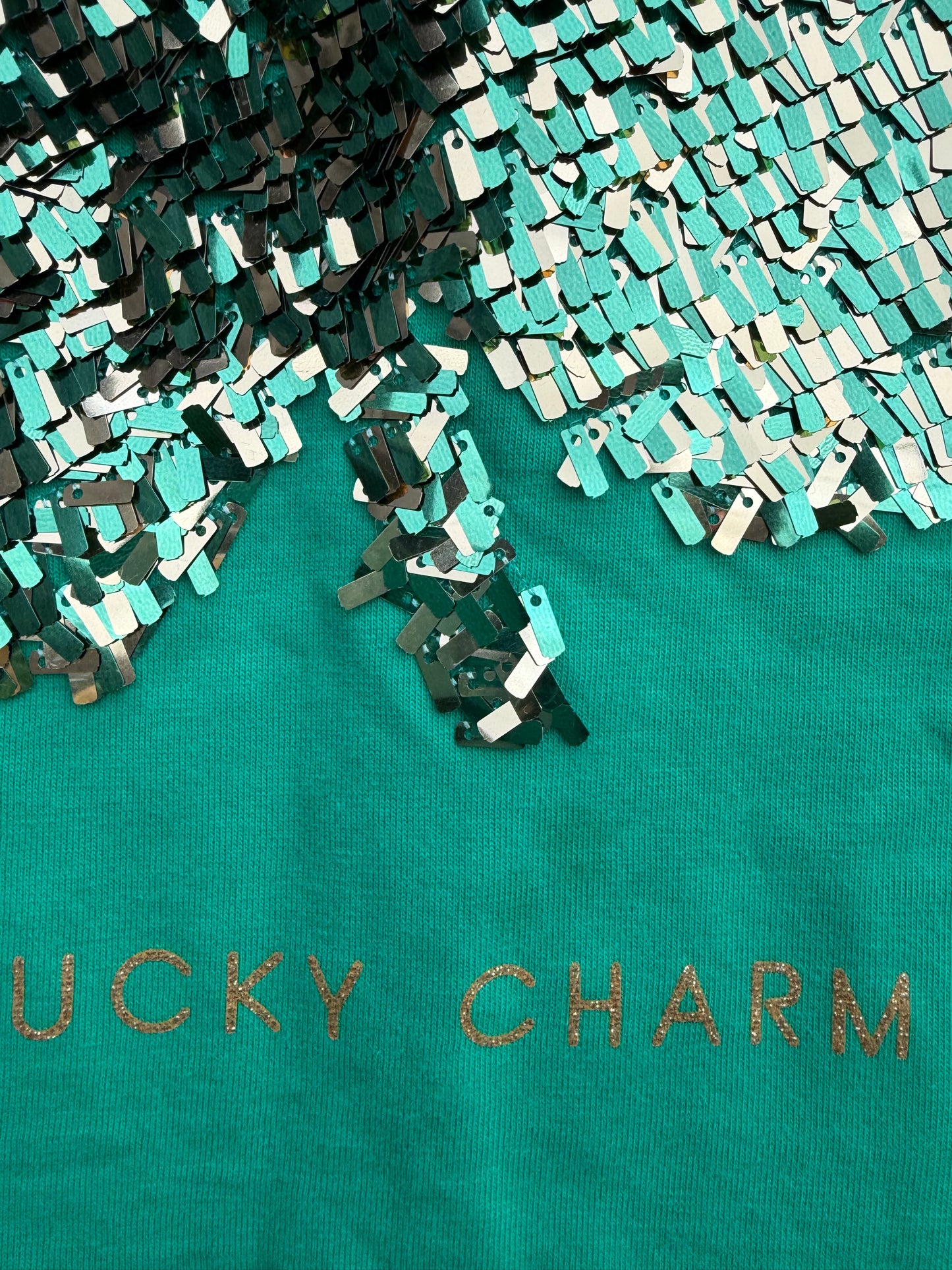 Sequin clover green top  8-9y (128-134cm)
