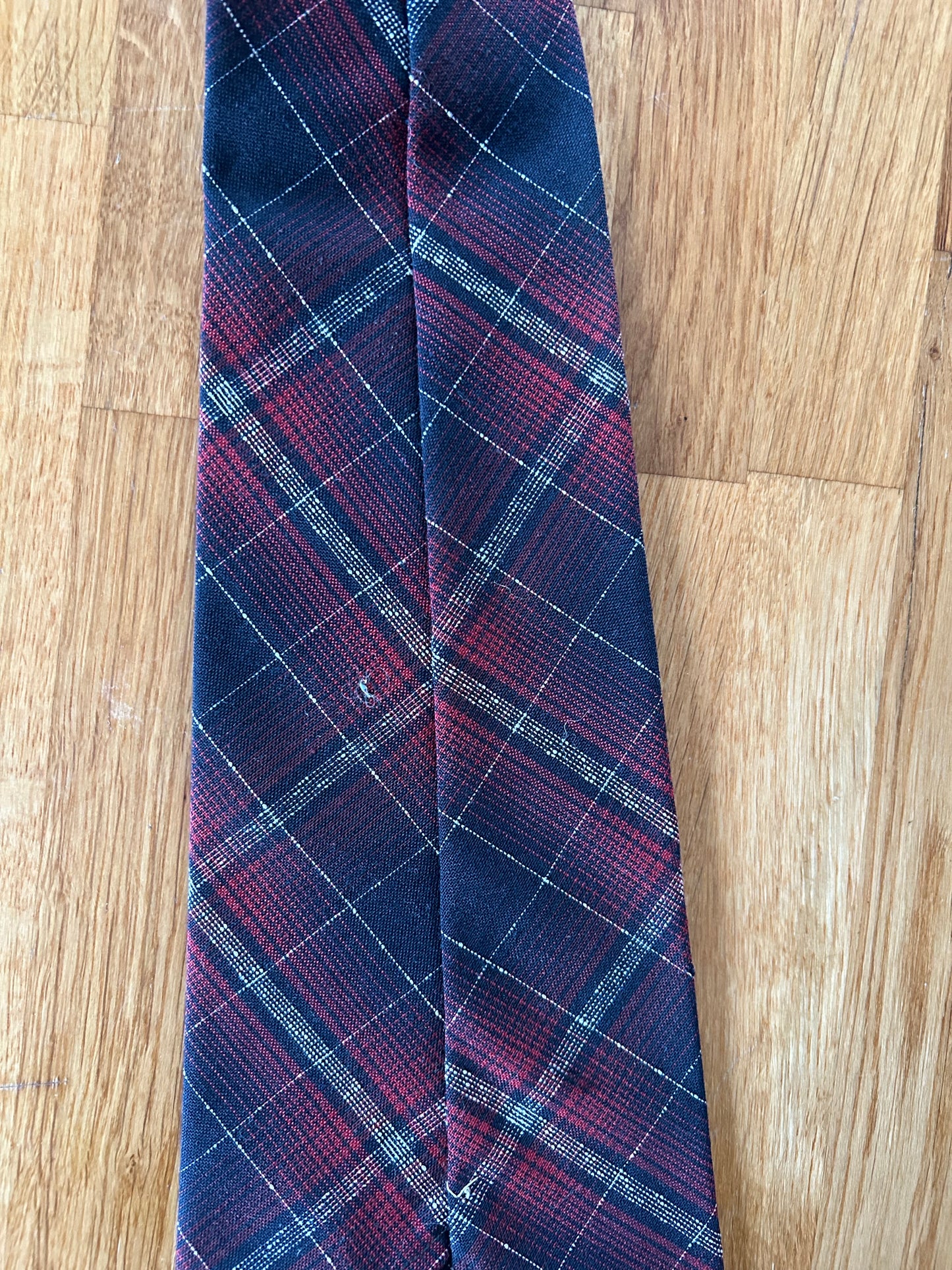 Navy&maroon tartan tie