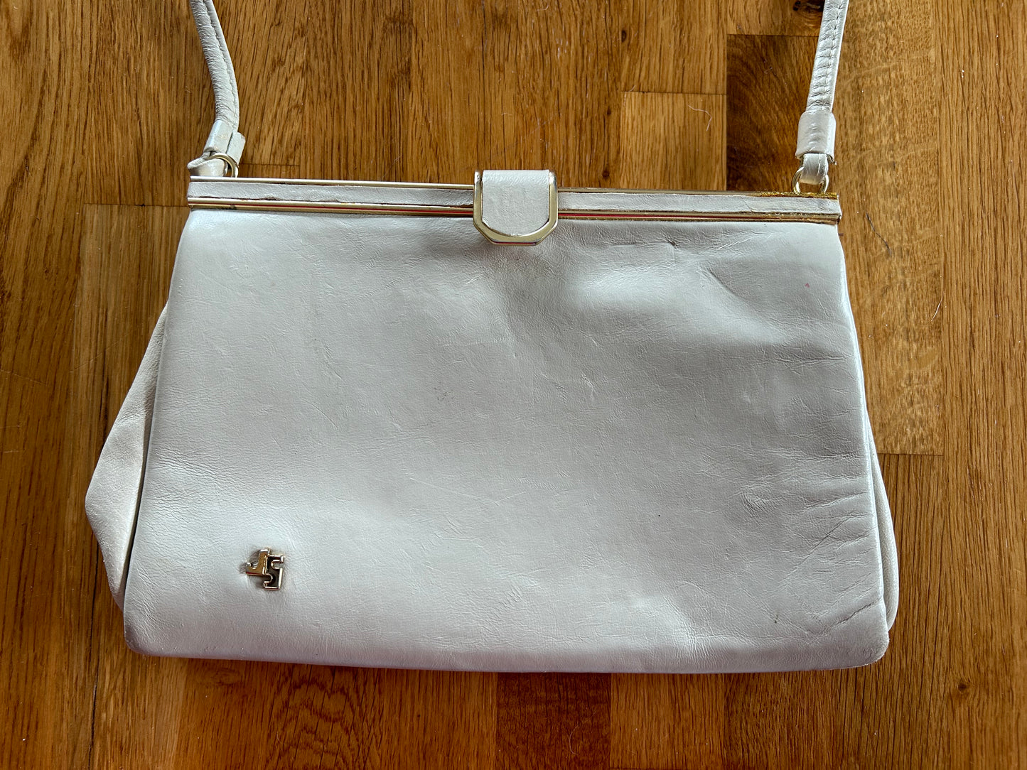 off White leather shoulder bag