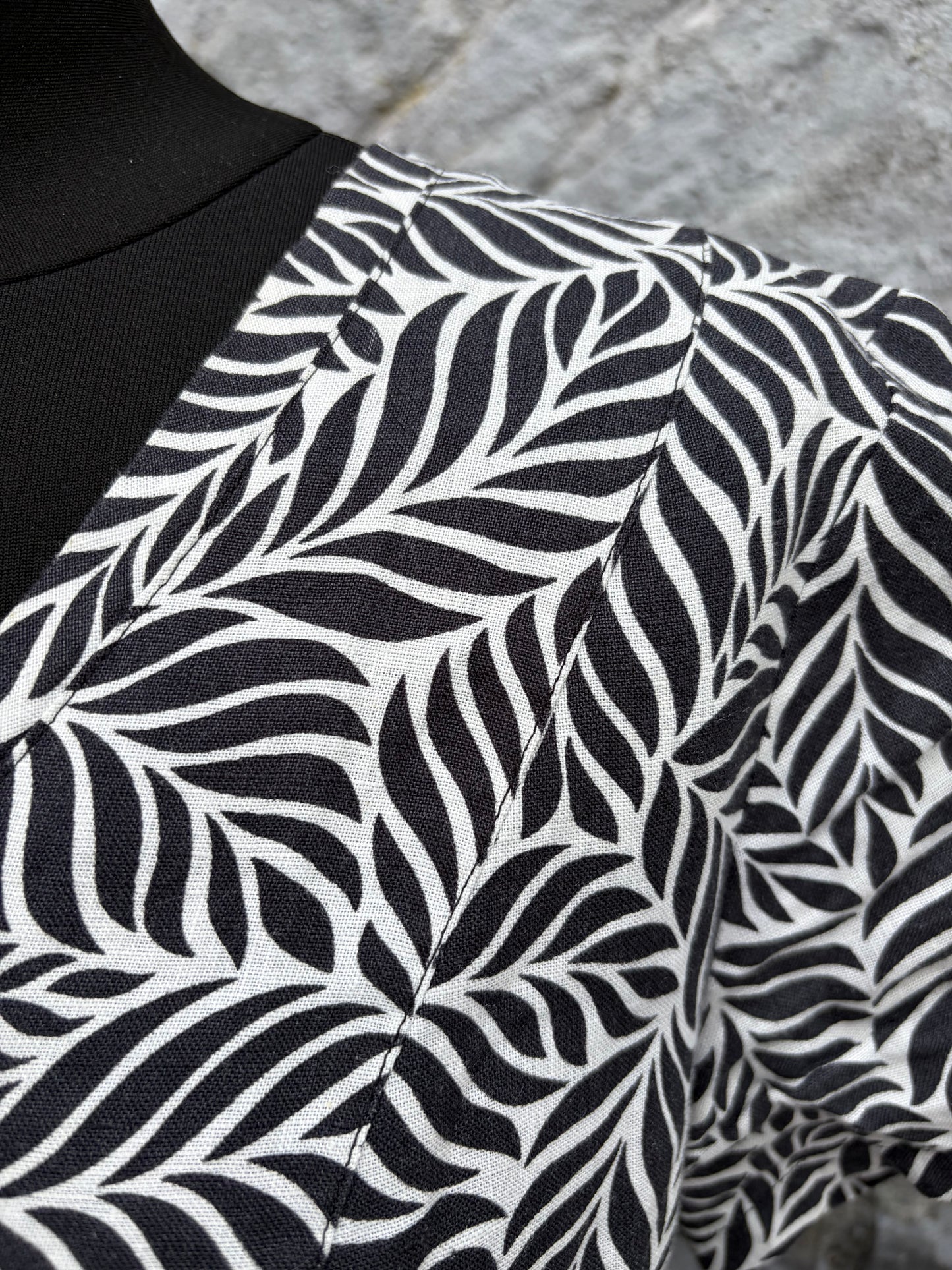 Black&white leaves dress uk 10