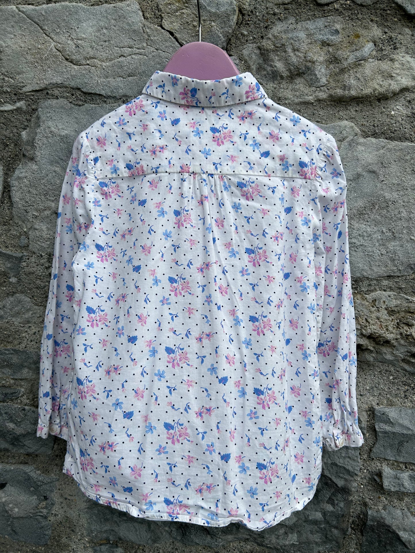 Pink&beige flowers shirt   5-6y (110-116cm)