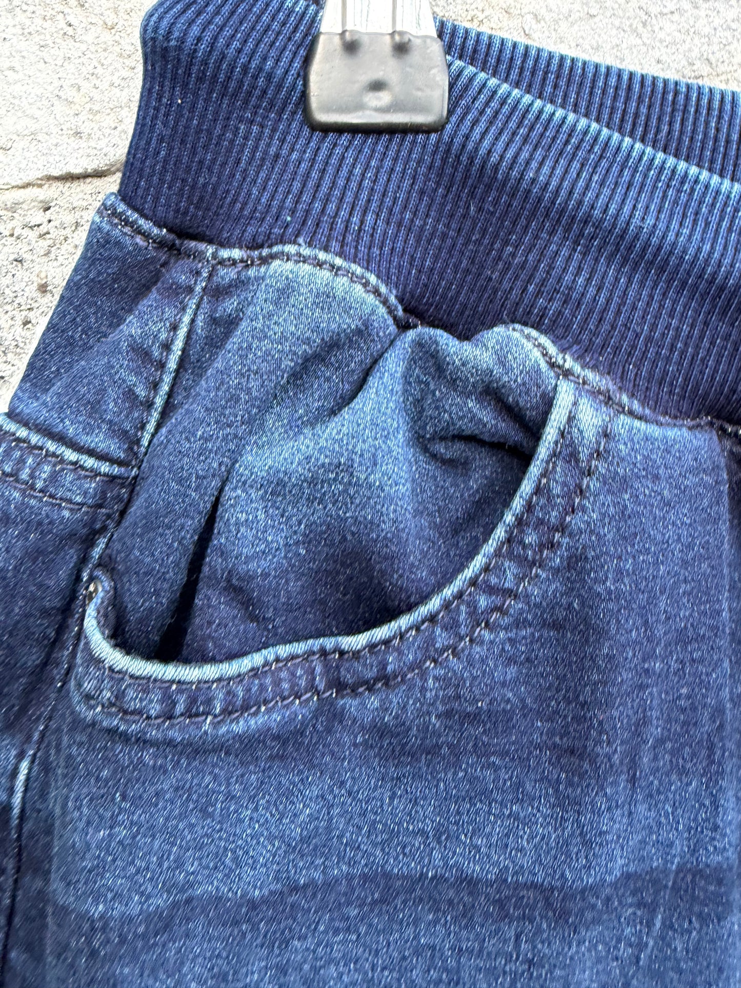 Relaxed waist jeans  11y (146cm)