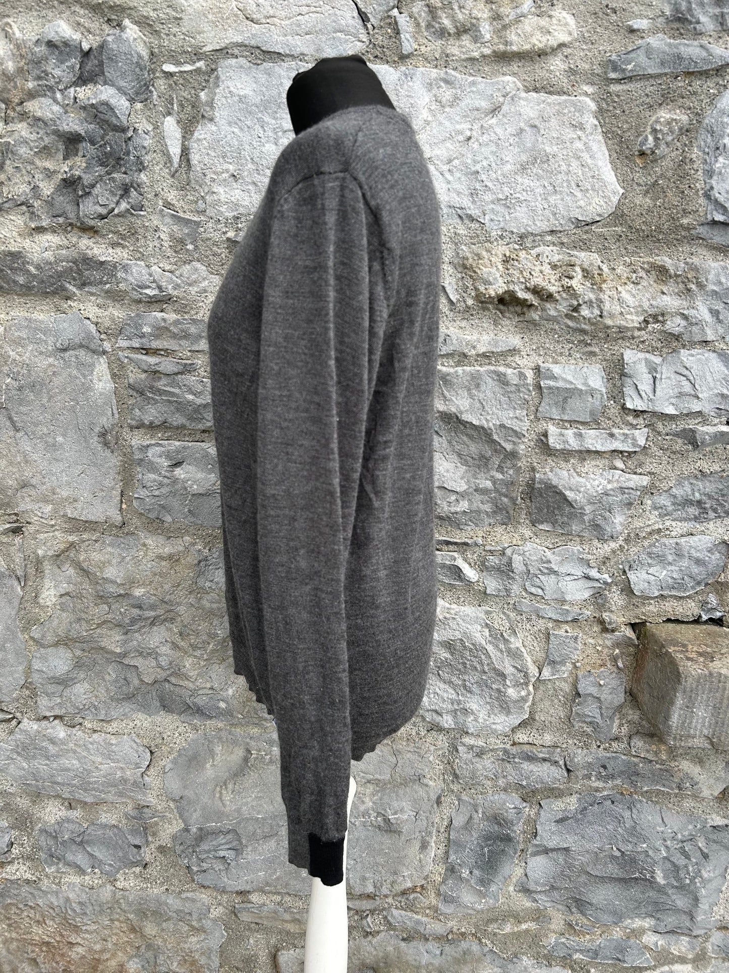 Grey woolly jumper Small