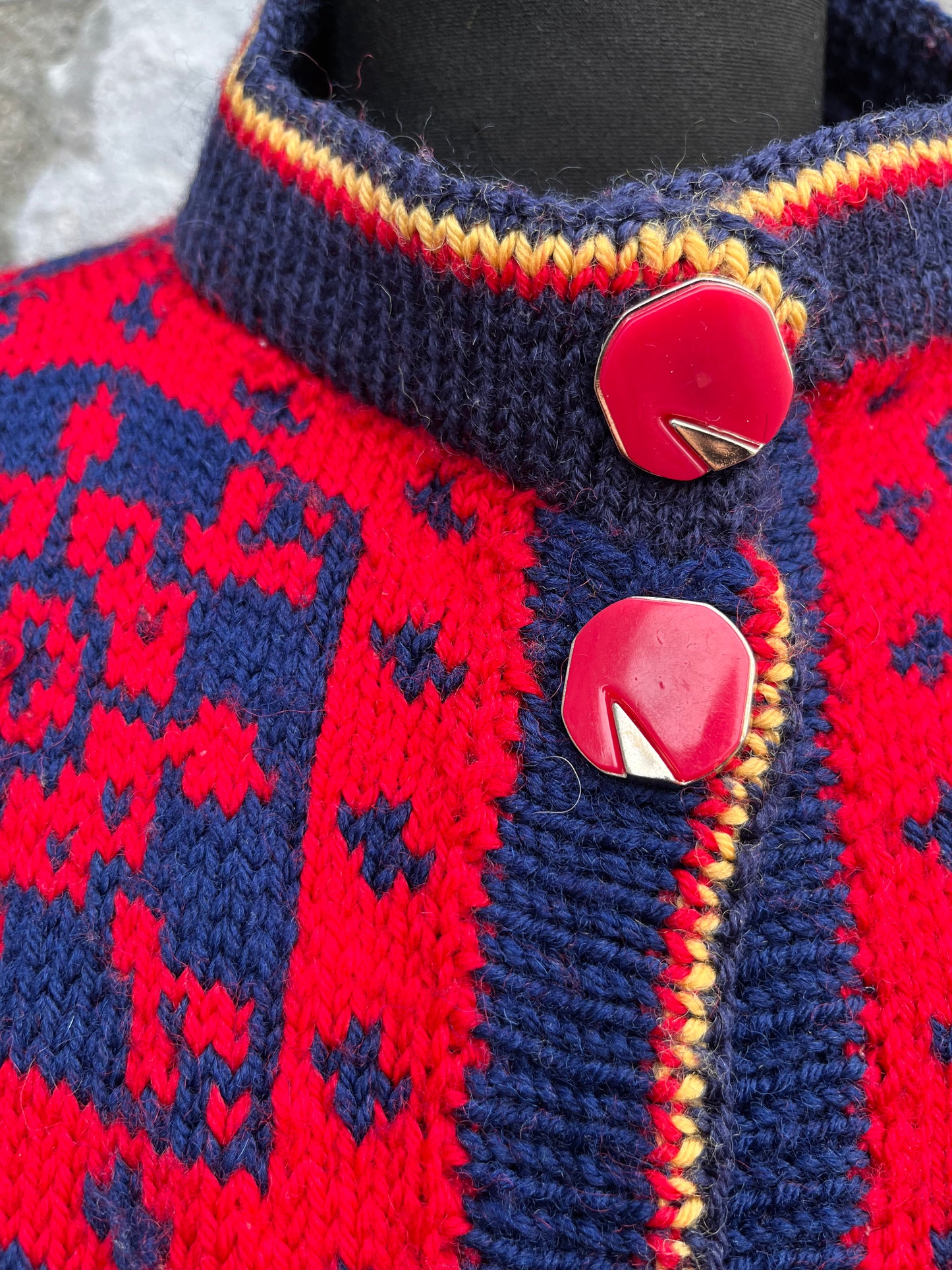 90s red&black Norwegian cardigan uk 12-14