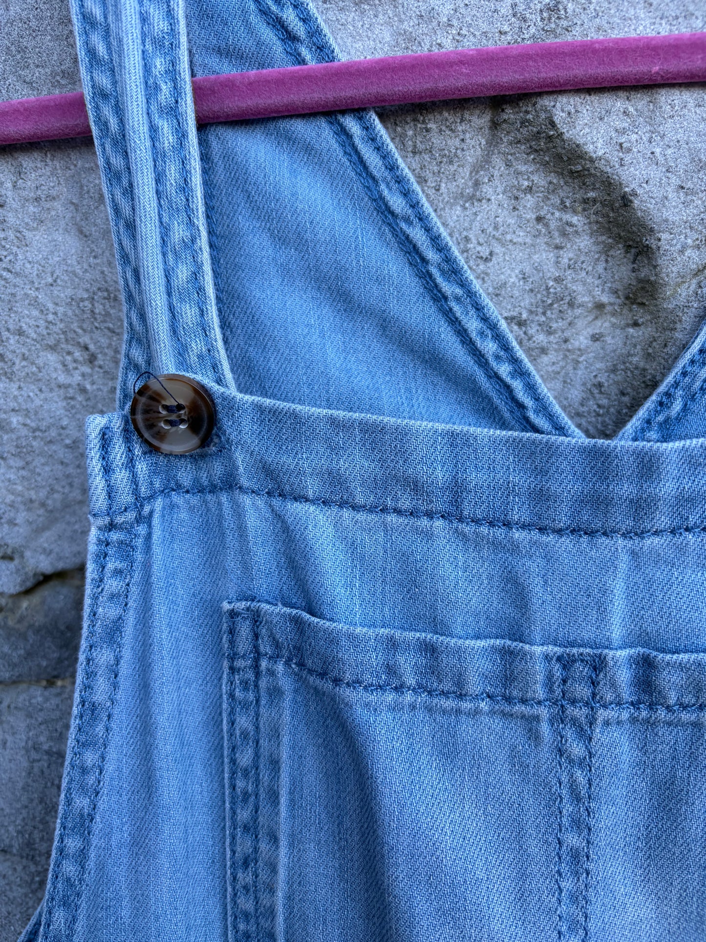 Blue denim pinafore  9y (134cm)