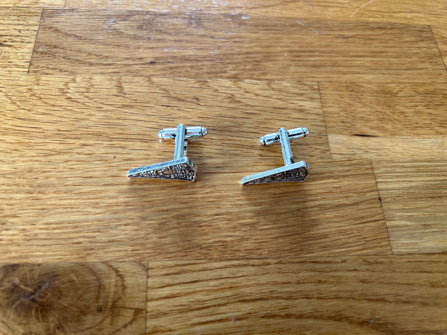 Triangle spaceship cufflinks