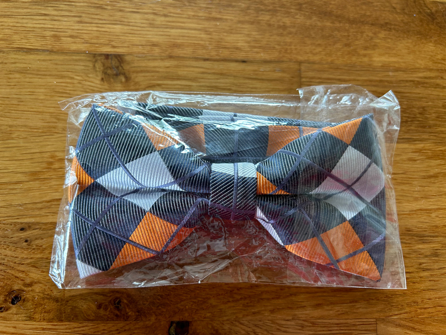 Grey&orange check bow tie