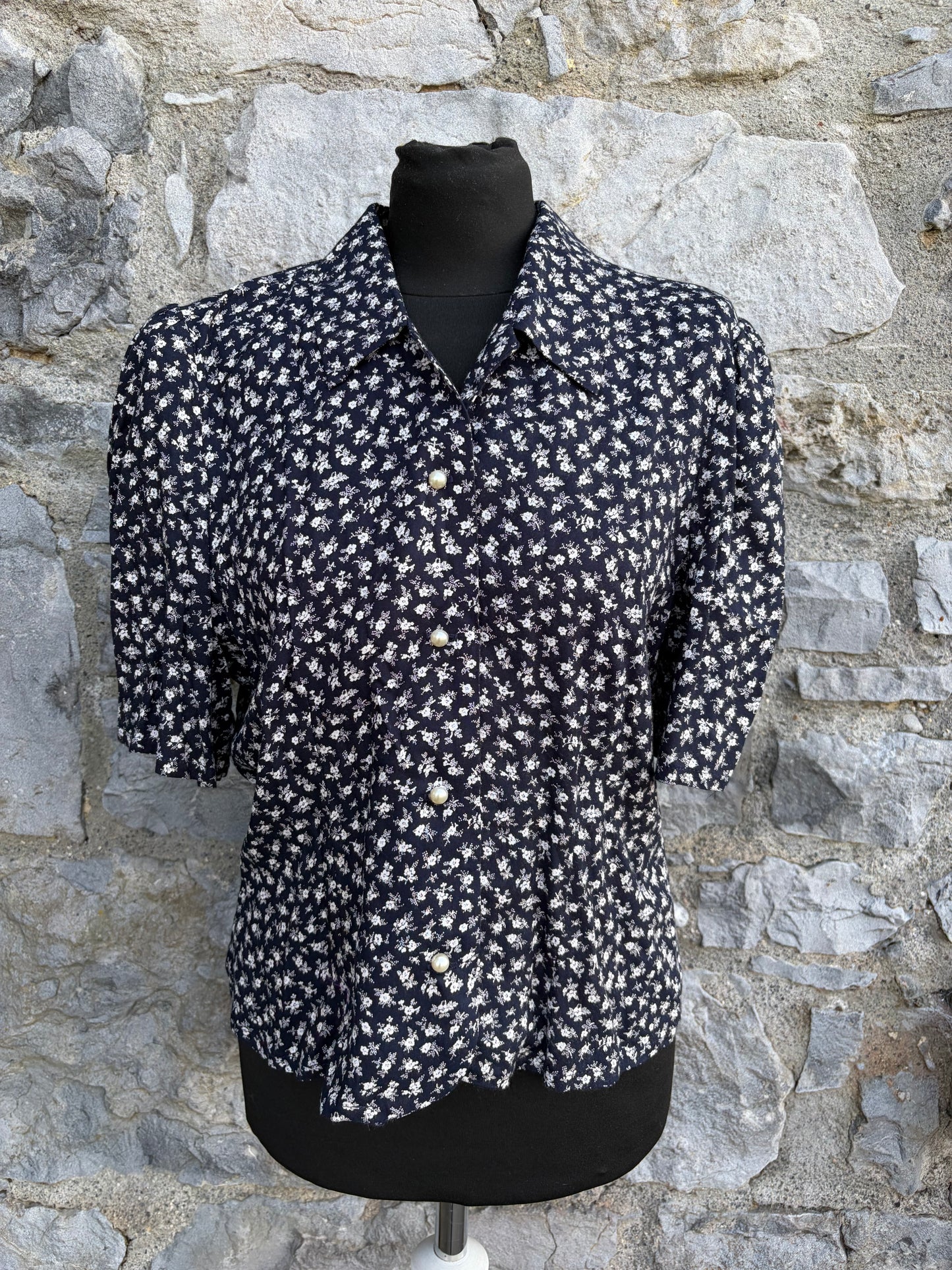 80s Black&white floral blouse uk 10-12