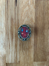 Load image into Gallery viewer, Red scenary brooch
