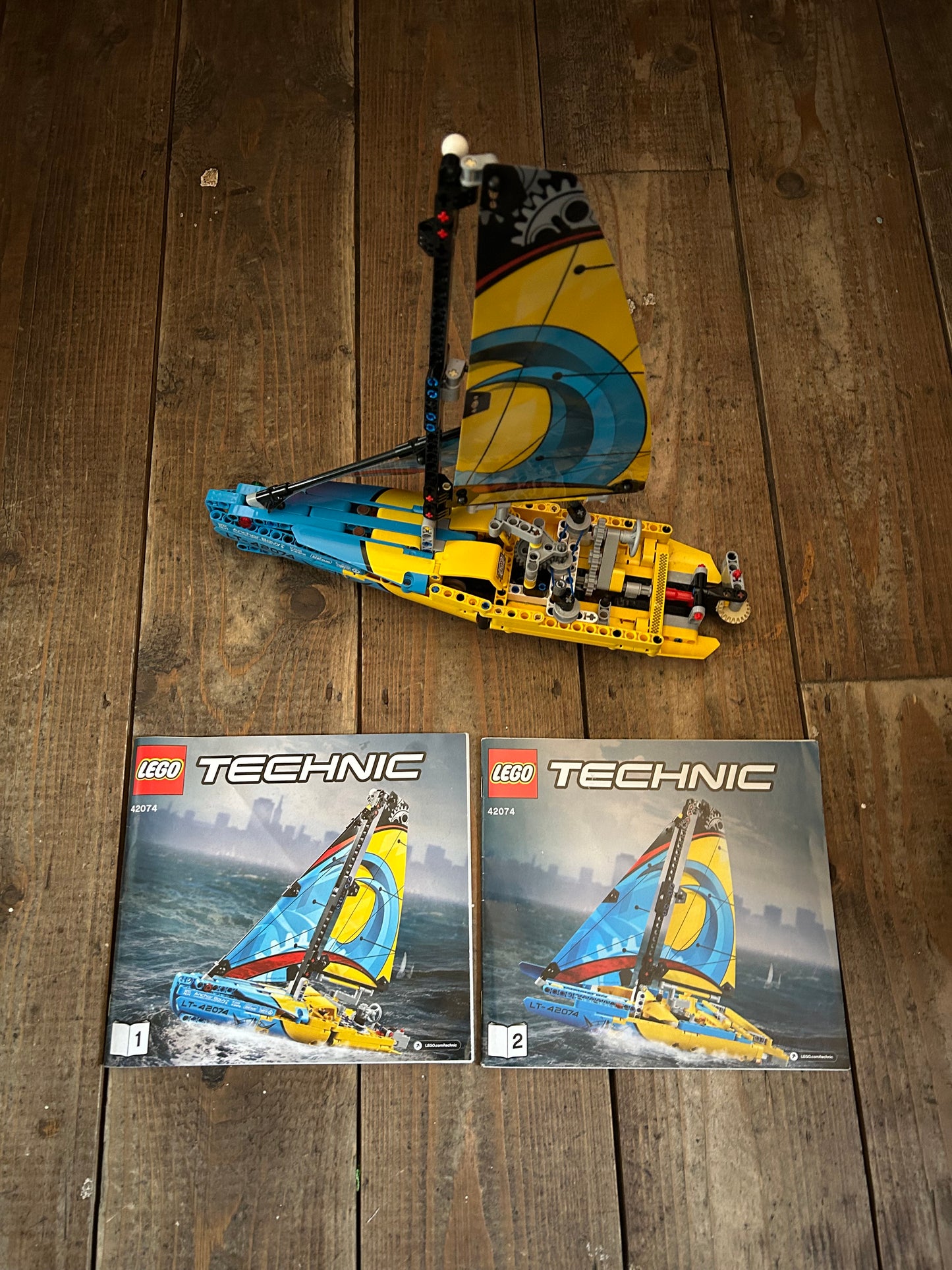 Technic Lego Racing yacht  42074