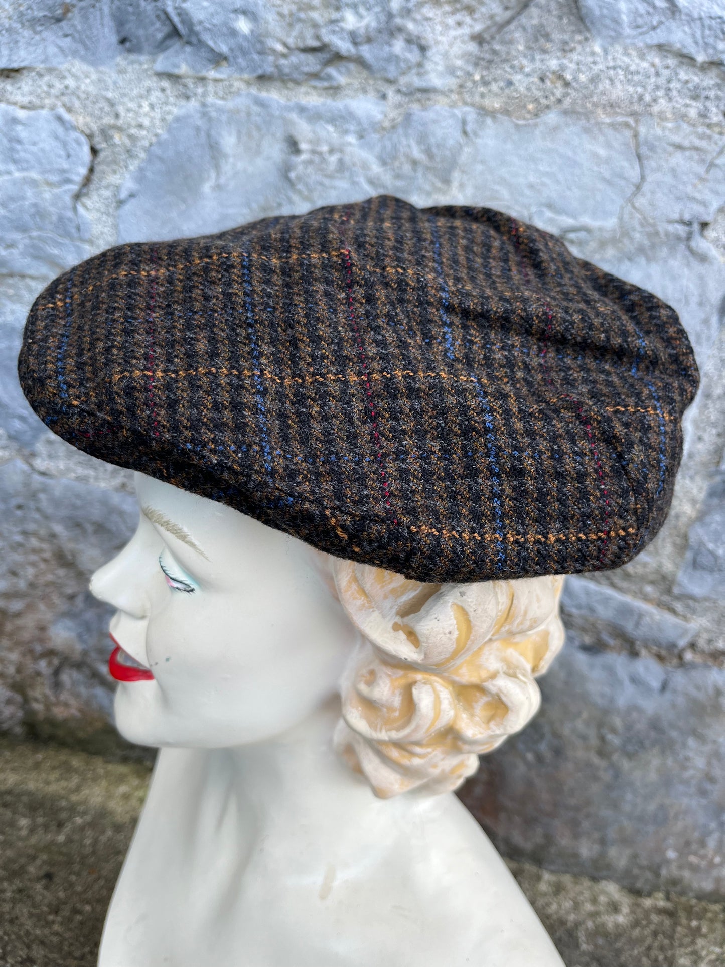 Tweed cap