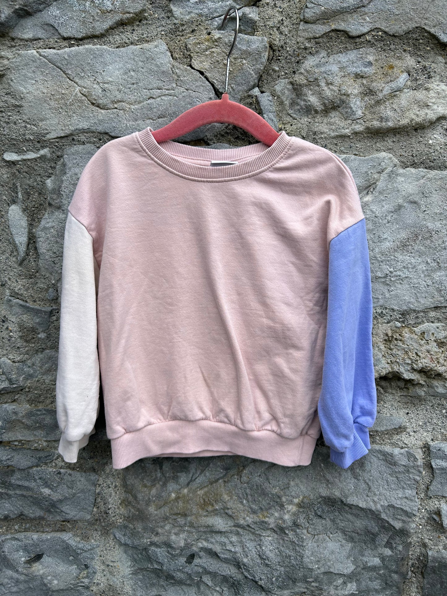 Pink sweatshirt  3-4y (98-104cm)