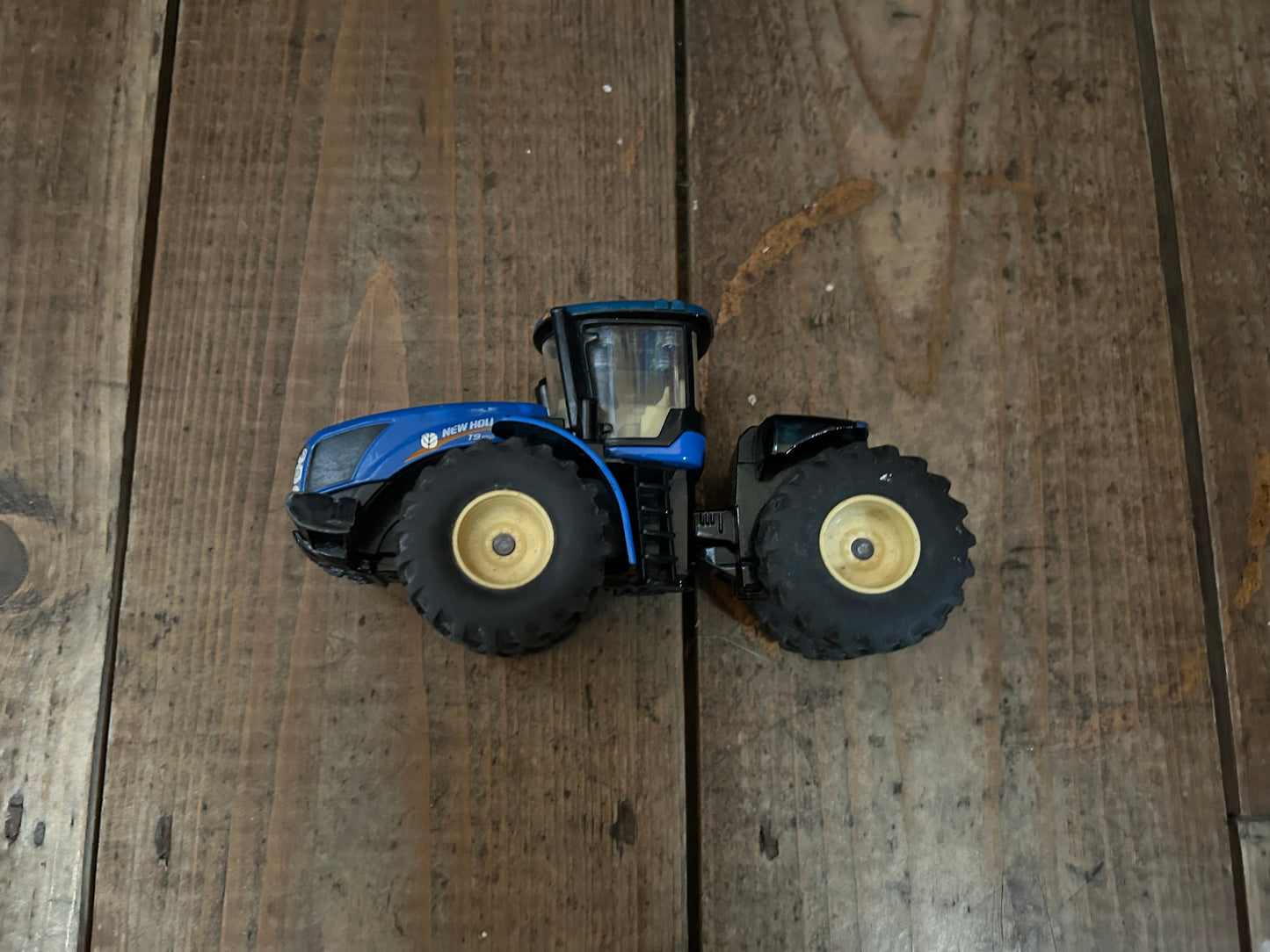 Blue tractor