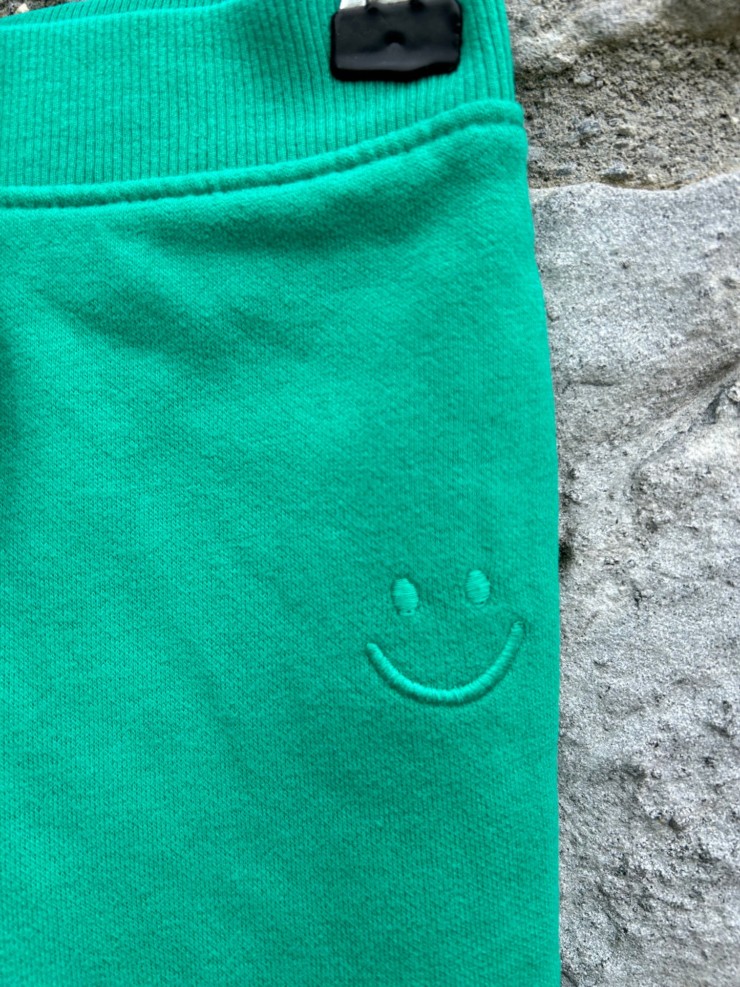 Green tracksuit pants  2-3y (92-98cm)