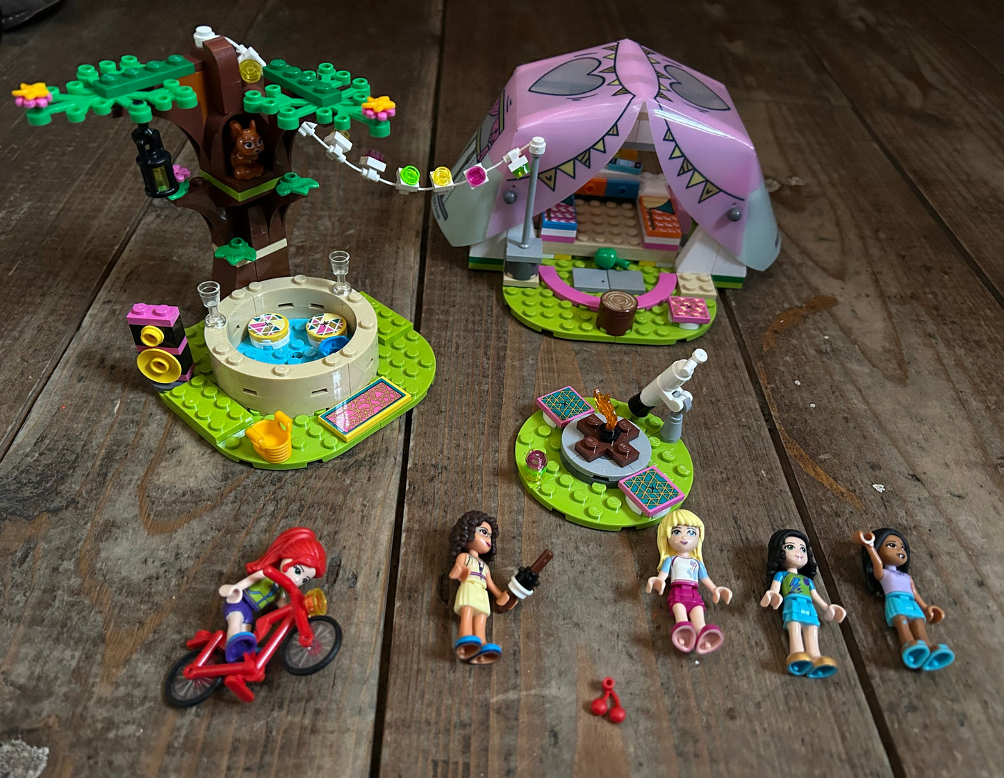 Lego nature glamping 41392