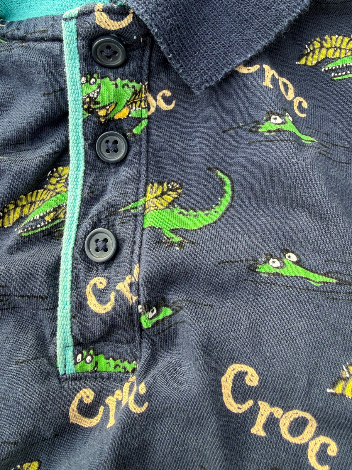 R.Dahl Crocs navy polo top 2-3y (92-98cm)
