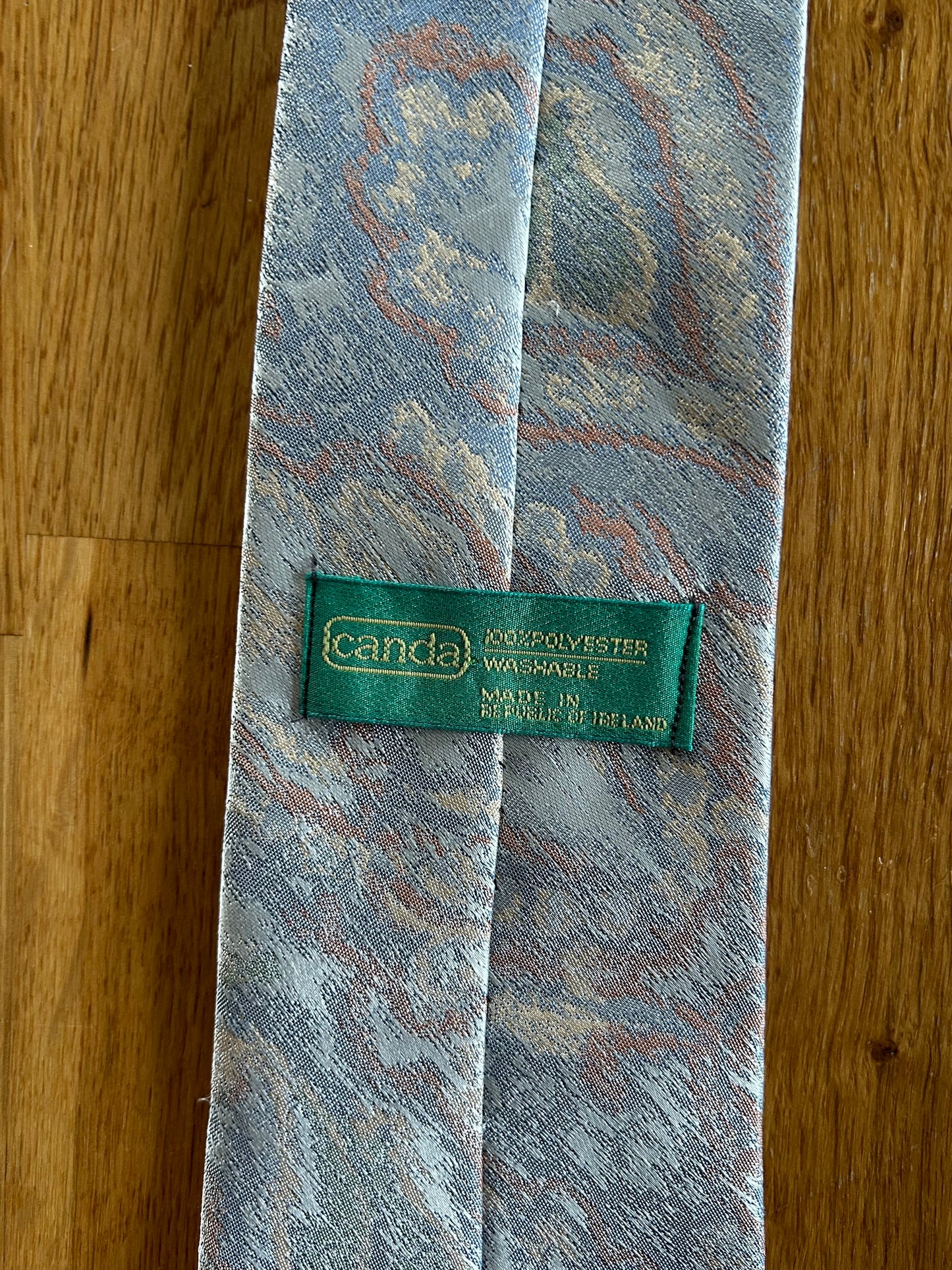 Pastel abstract tie