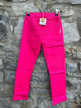 Load image into Gallery viewer, Cerise jeans 7-8y (122-128cm)
