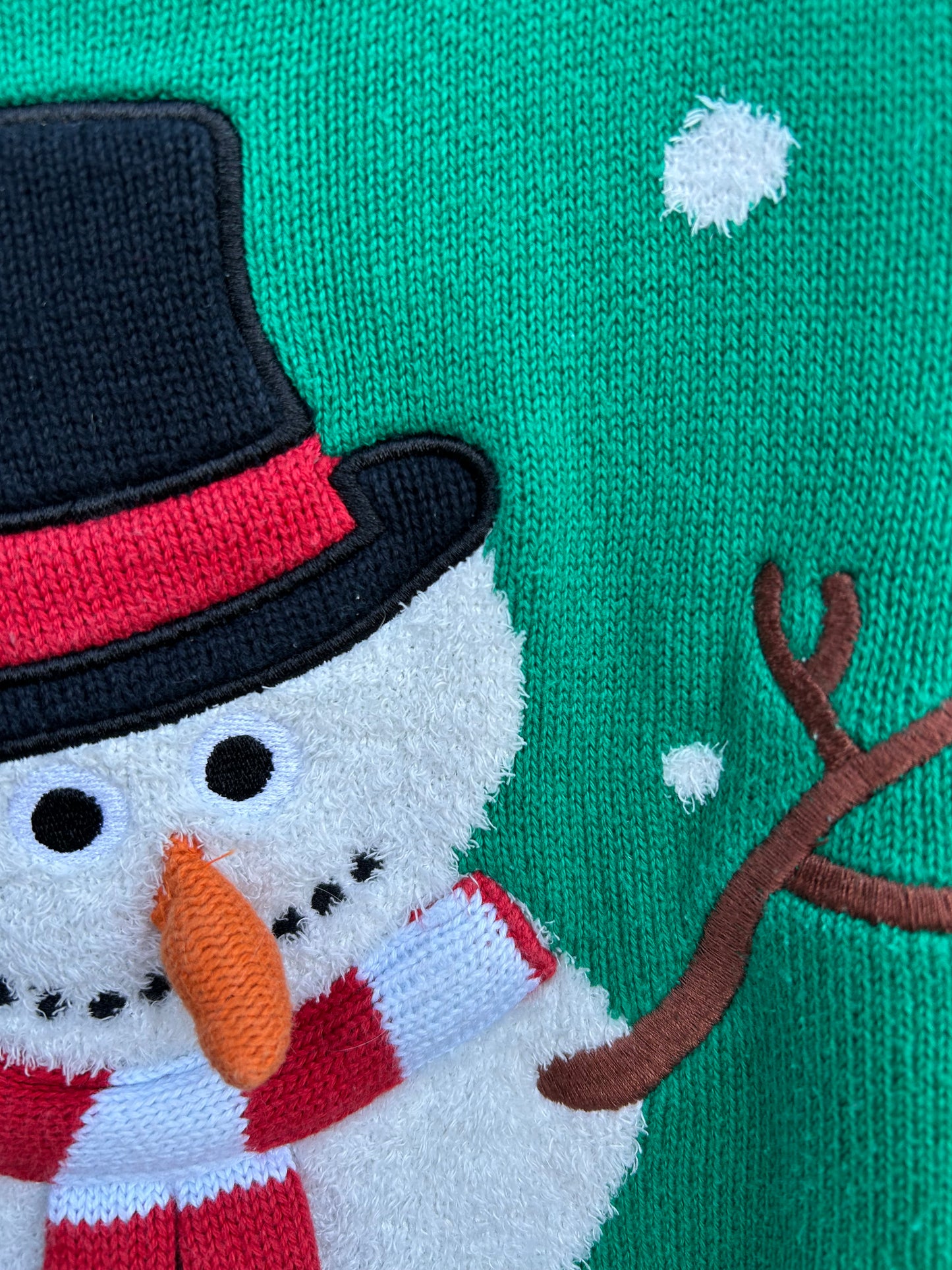 Snowman green jumper  4-5y (104-110cm)