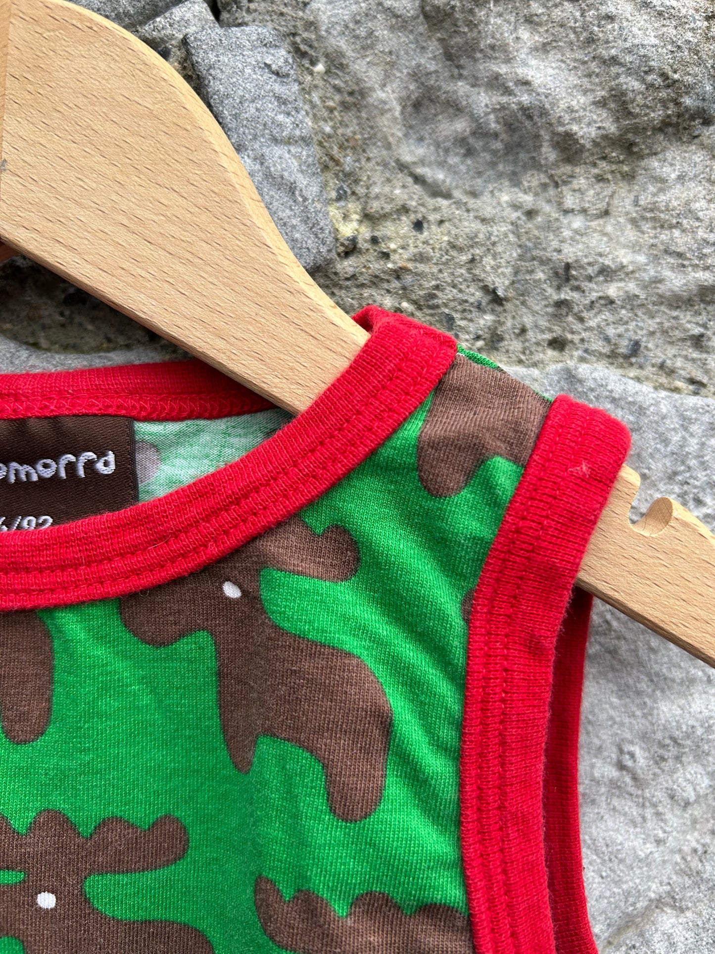 Moose green tank top  18-24m (86-92cm)
