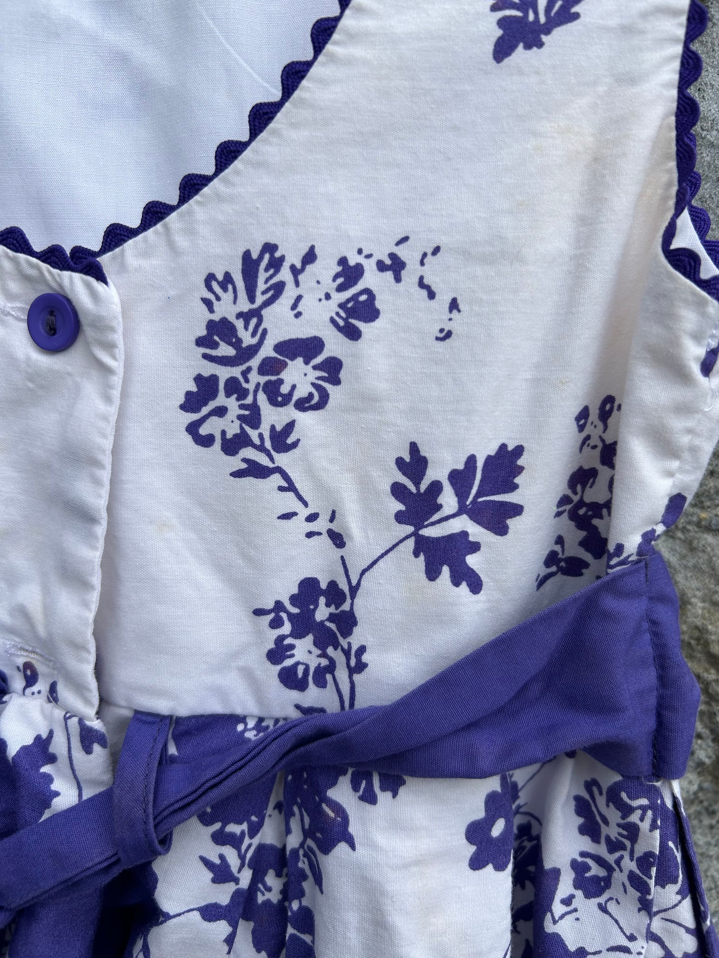 Purple floral dress   7-8y (122-128cm)