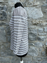 Load image into Gallery viewer, Grey stripy top uk 10-12
