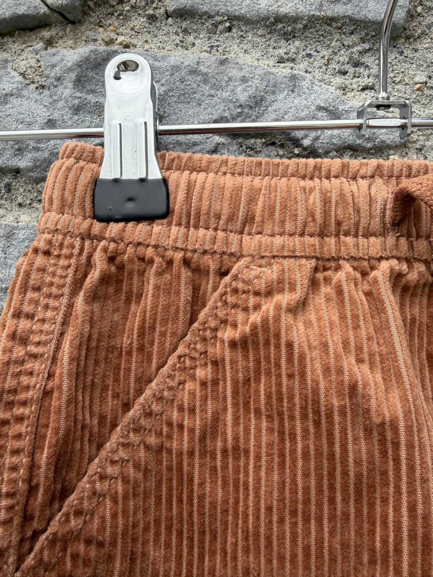 Brown thick cord pants  6-9m (68-74cm)