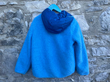Load image into Gallery viewer, Blue flooded fleece jacket  10-11y (140-146cm)
