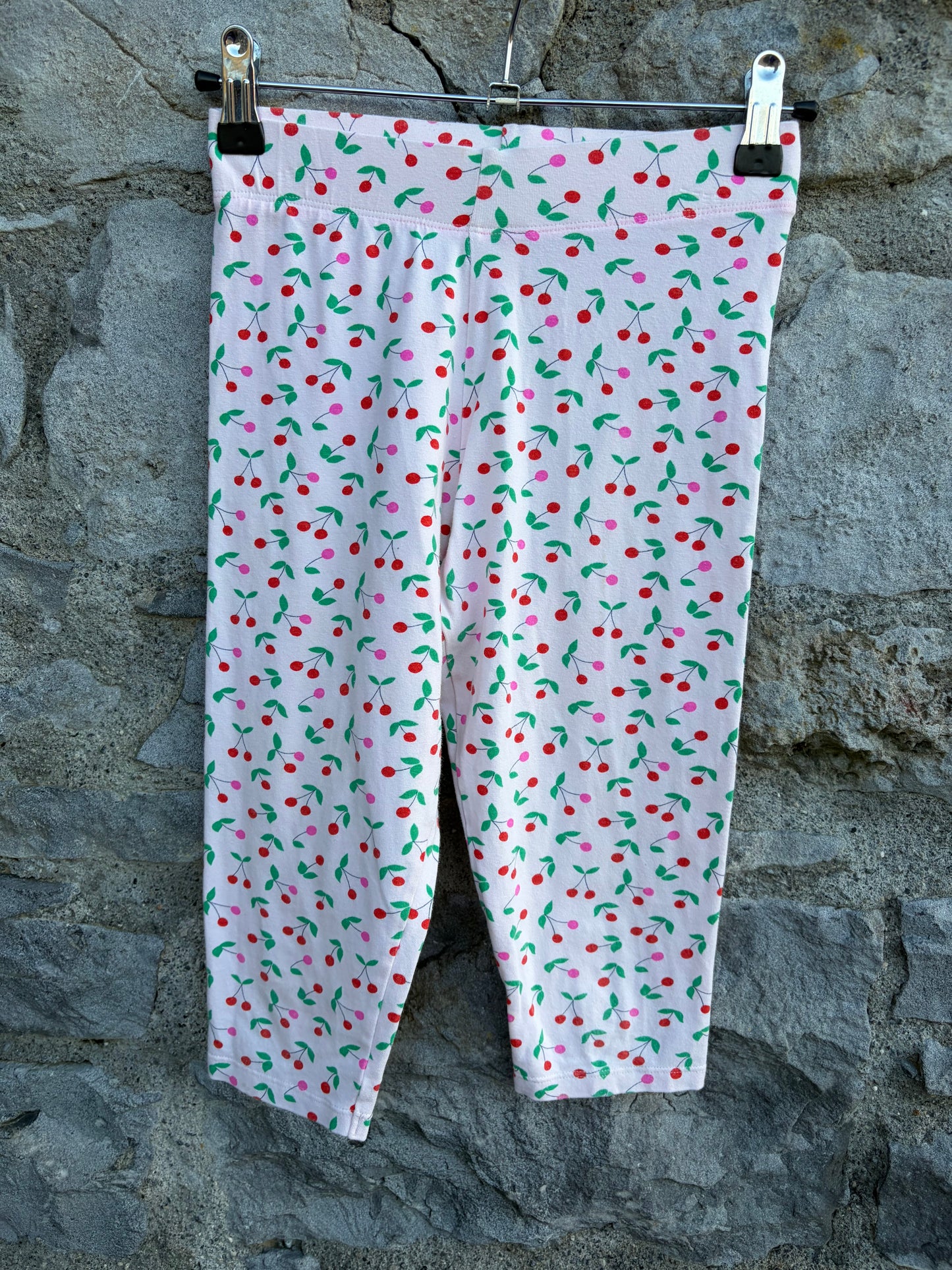 Cherries short leggings  9-10y (134-140cm)