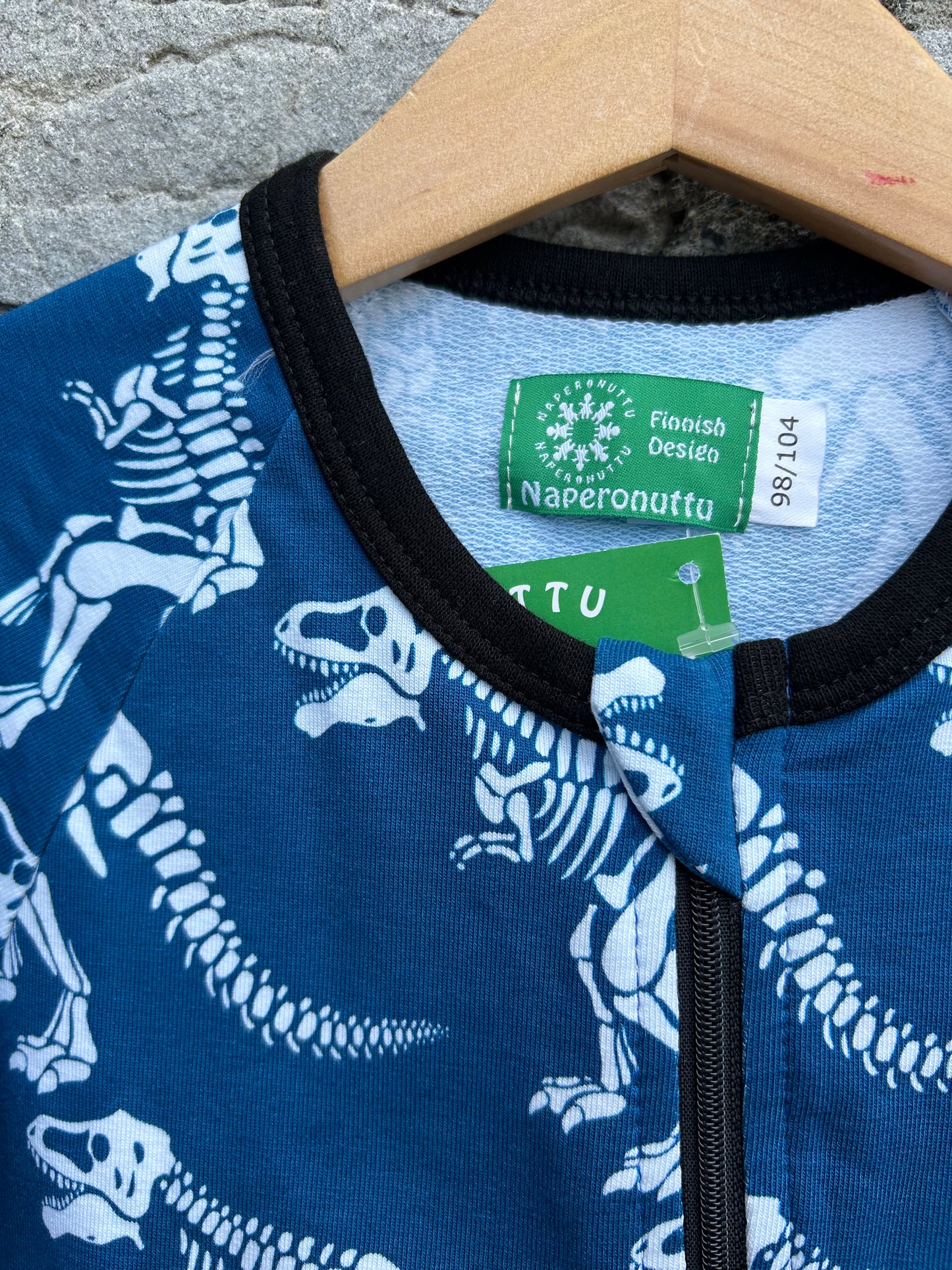 Dinosaurs skeleton blue onesie 3-4y (98-104cm)